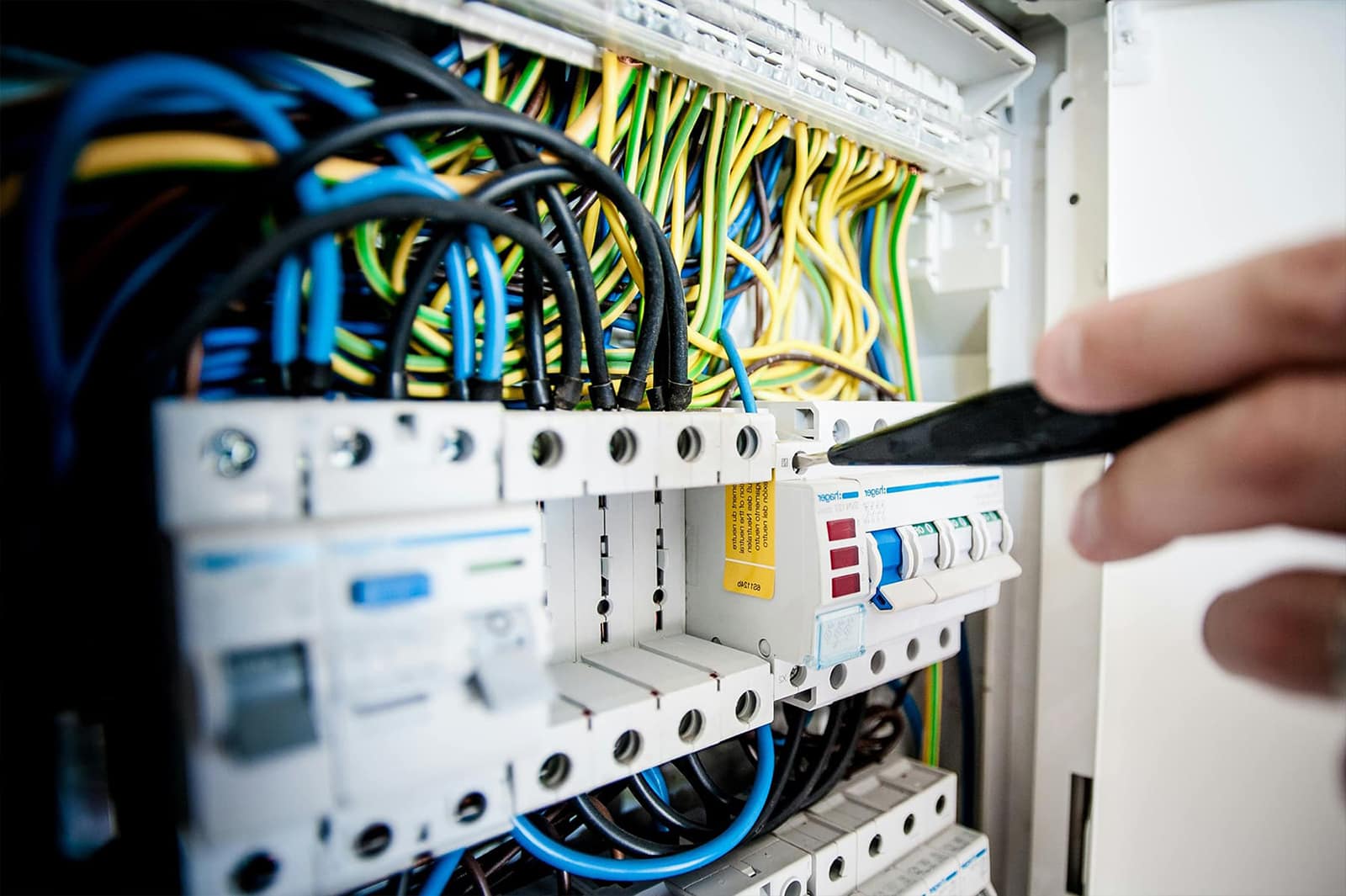 Compro Cavi Elettrici Milano